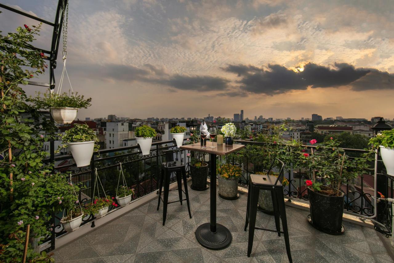 Carillon Boutique Hotel Hanoi Exteriör bild